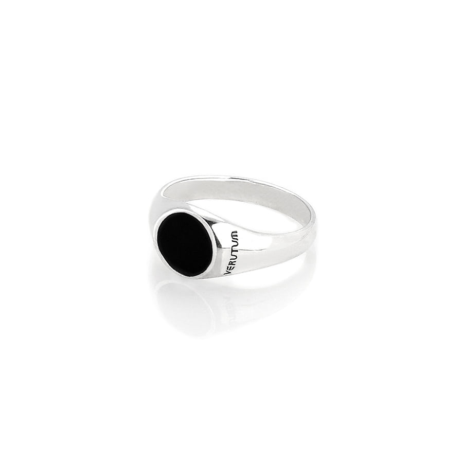 OXR001-C : Onyx Circle Ring